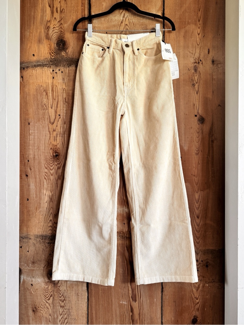 Sz 25 BDG 100% Cotton High & Wide Leg Soft Corduroy Trousers In Cream NWT